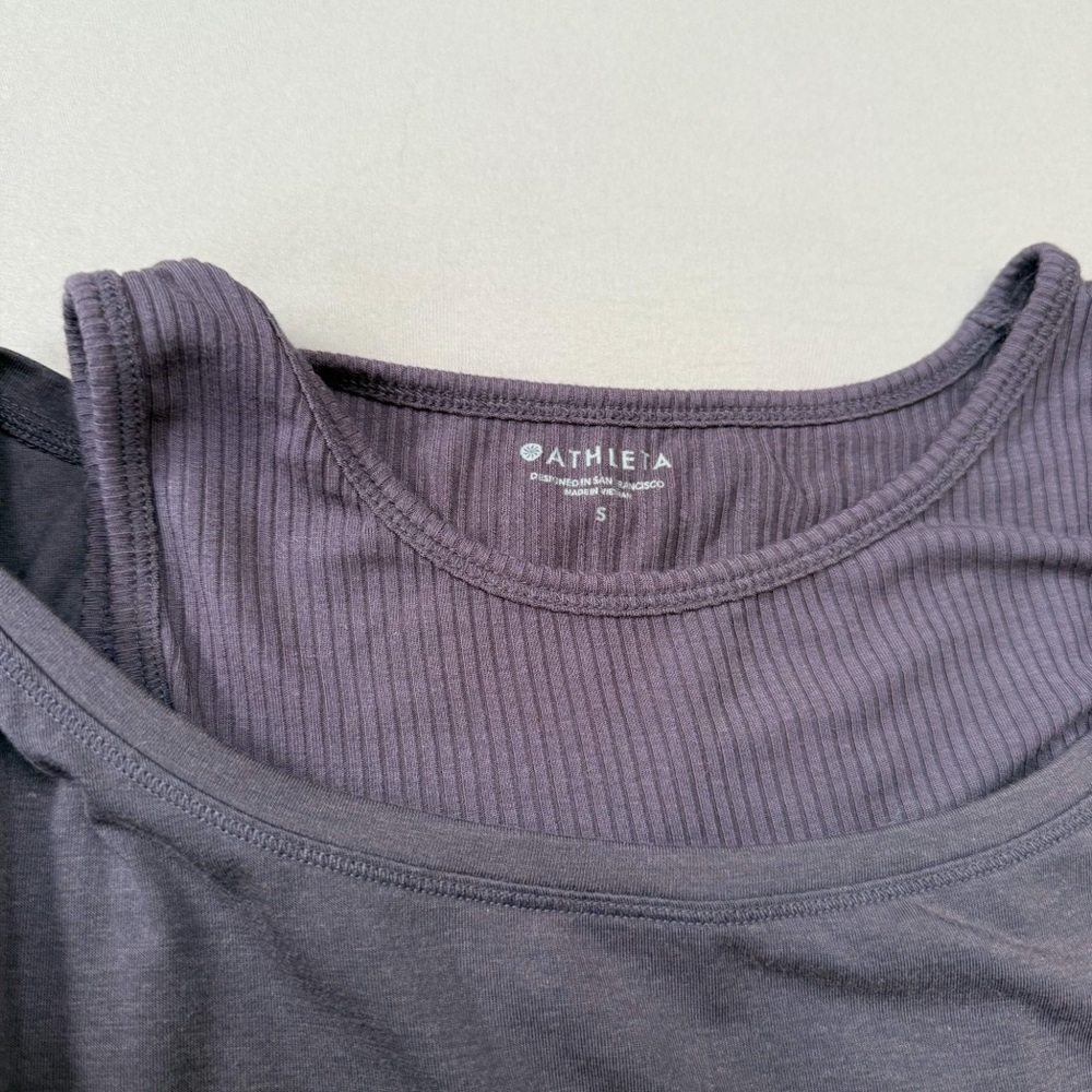 ATHLETA purple Essence Groove long sleeved top, S. - Picture 7 of 8